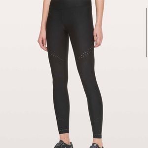 lululemon zoned in tight